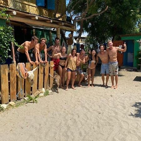 Hostal Puerto Engabao "El Surf Shelter" エクステリア 写真