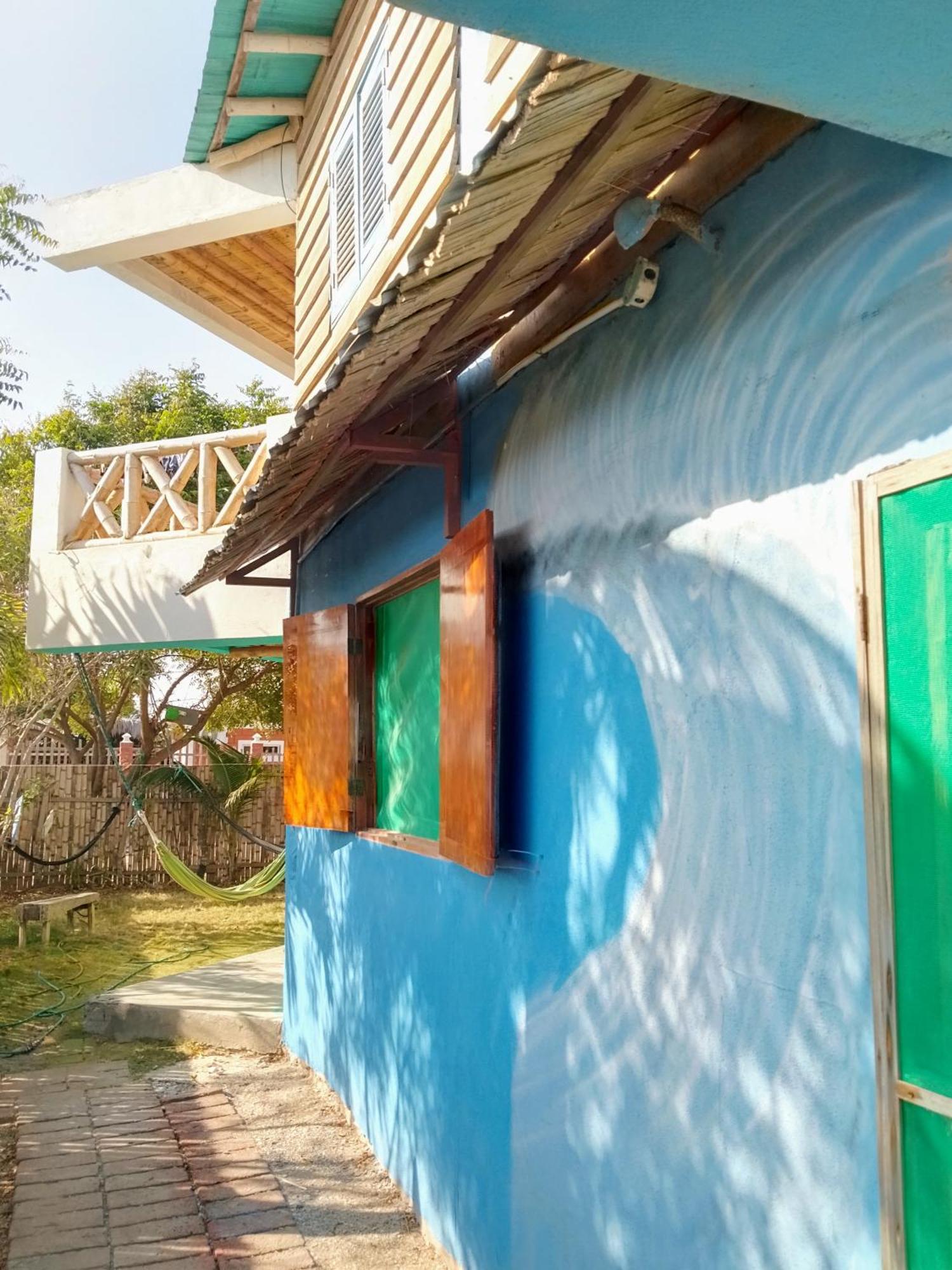 Hostal Puerto Engabao "El Surf Shelter" エクステリア 写真