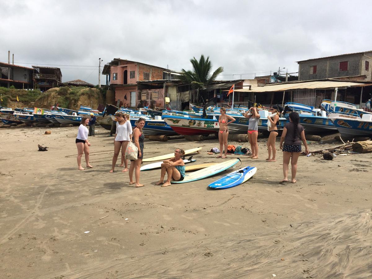 Hostal Puerto Engabao "El Surf Shelter" エクステリア 写真