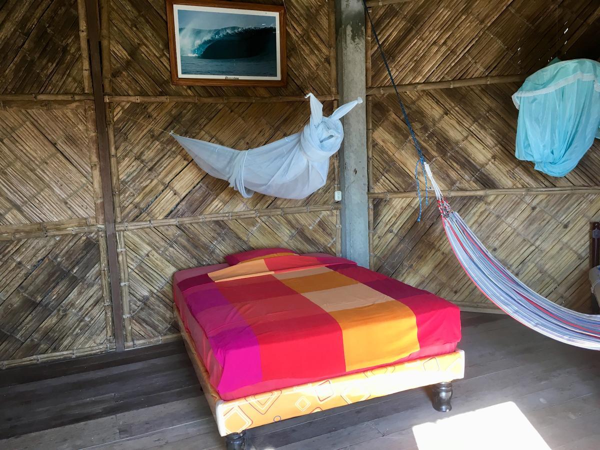 Hostal Puerto Engabao "El Surf Shelter" エクステリア 写真