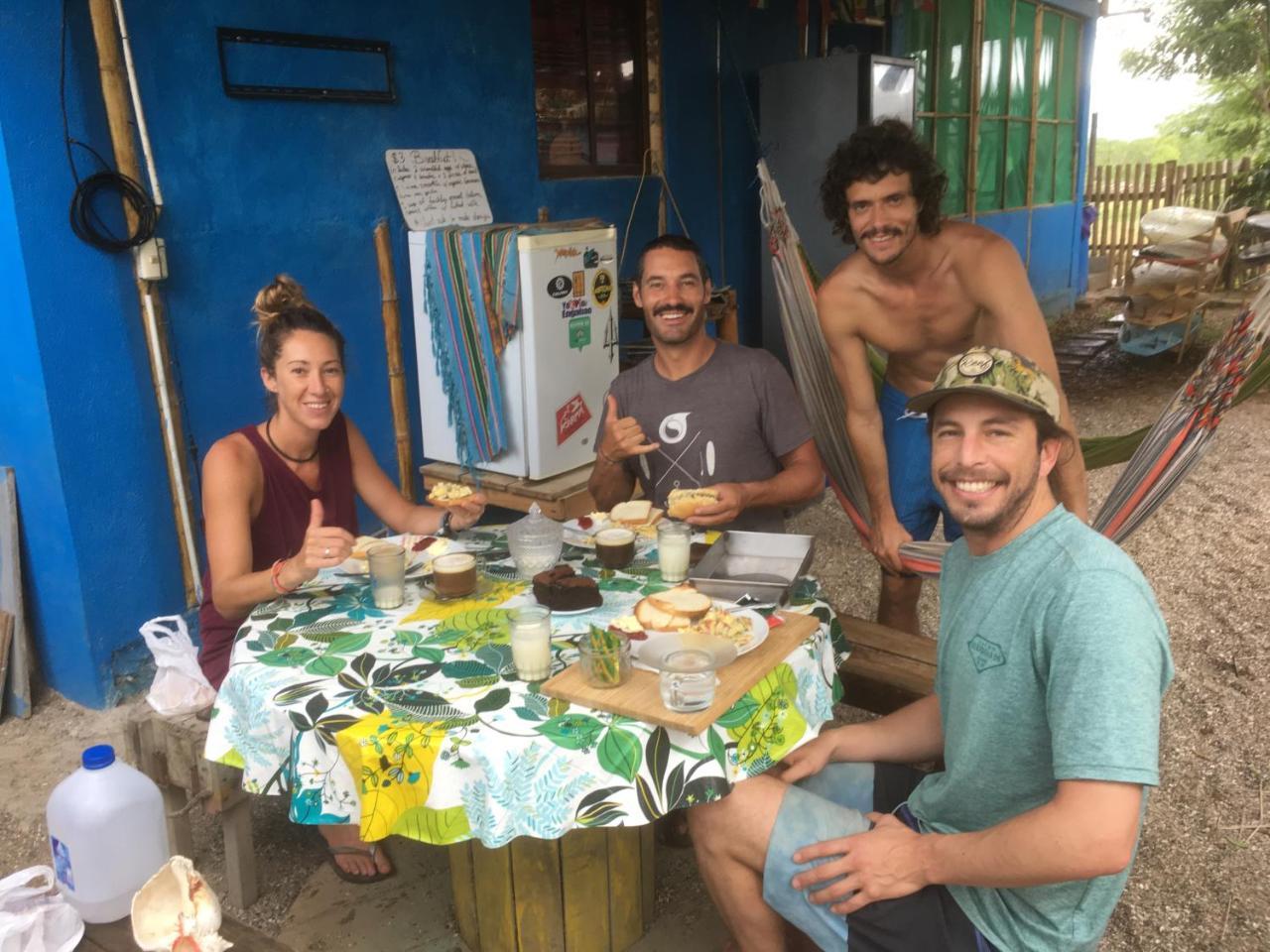 Hostal Puerto Engabao "El Surf Shelter" エクステリア 写真