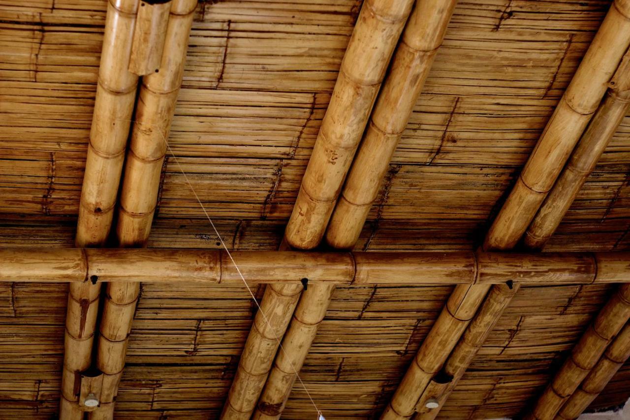 Hostal Puerto Engabao "El Surf Shelter" エクステリア 写真