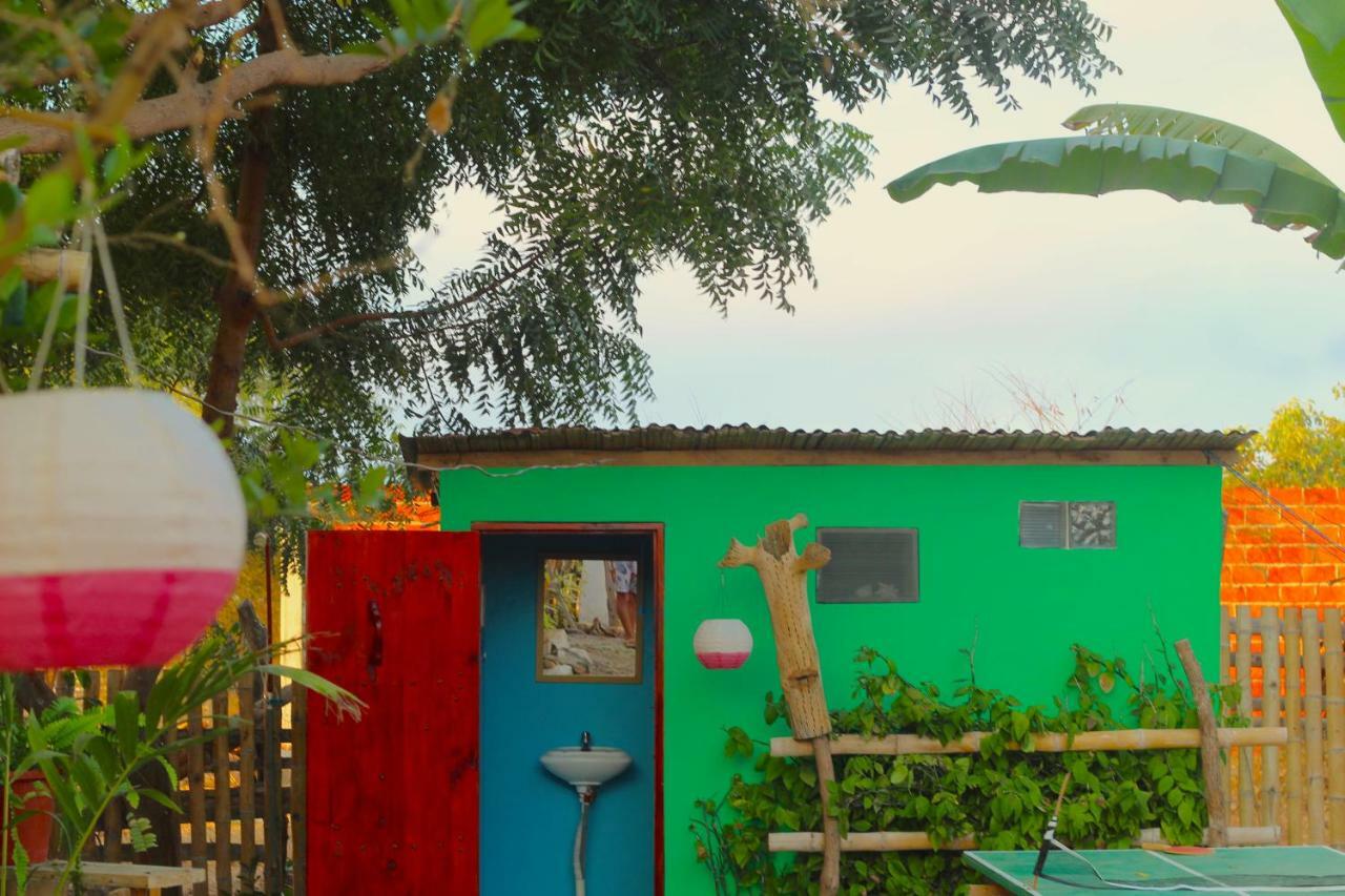 Hostal Puerto Engabao "El Surf Shelter" エクステリア 写真